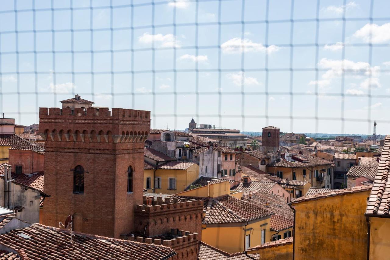 Nella Torre Del Poschi Penthouse With Roof Terrace Leilighet Pisa Eksteriør bilde